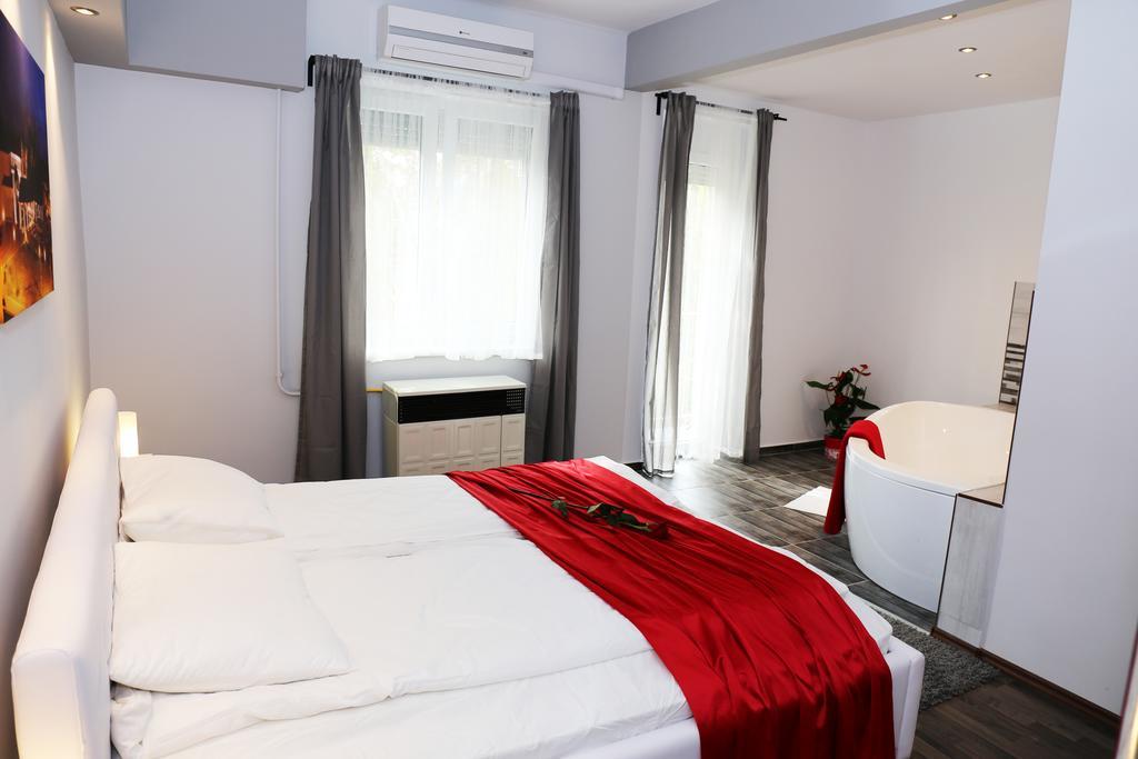 Velnoek Luxus Apartman Makó Extérieur photo