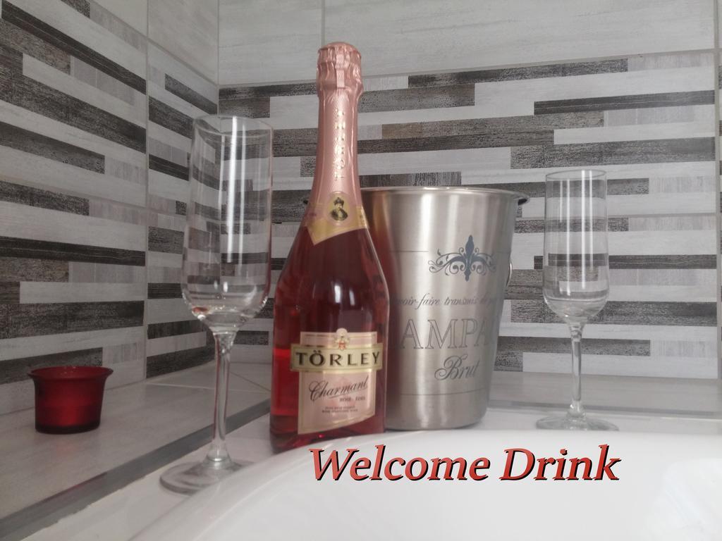 Velnoek Luxus Apartman Makó Extérieur photo